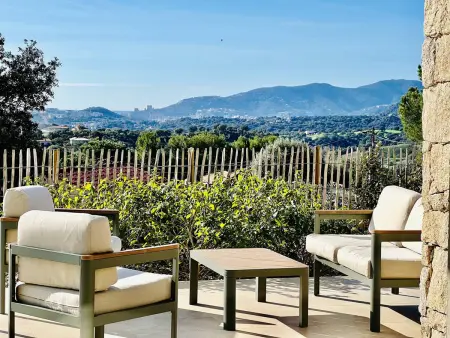 Villa Casa di Bà, 2 chambres avec piscine à Afa : photo 10