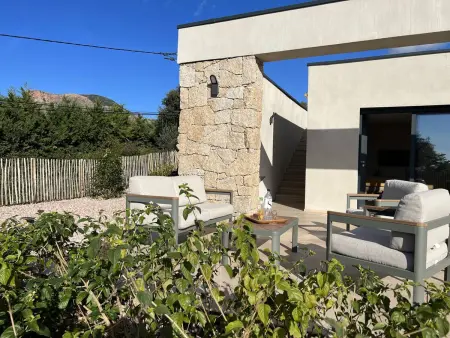 Villa Casa di Bà, 2 chambres avec piscine à Afa : photo 22