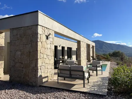 Villa Casa di Bà, 2 chambres avec piscine à Afa : photo 23