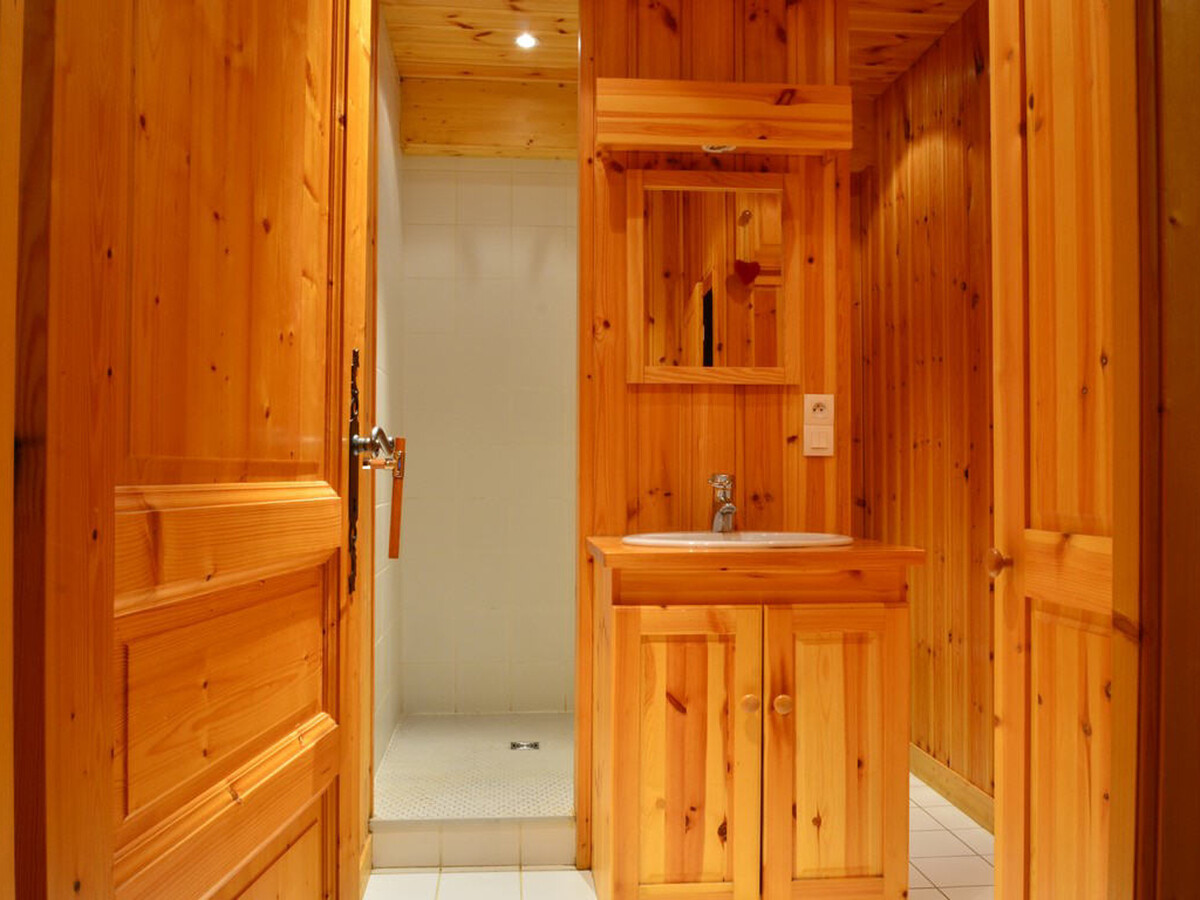 Chalet L'Eterlou aux Coches | 10 pers, sauna et parking gratuits - Photo 12