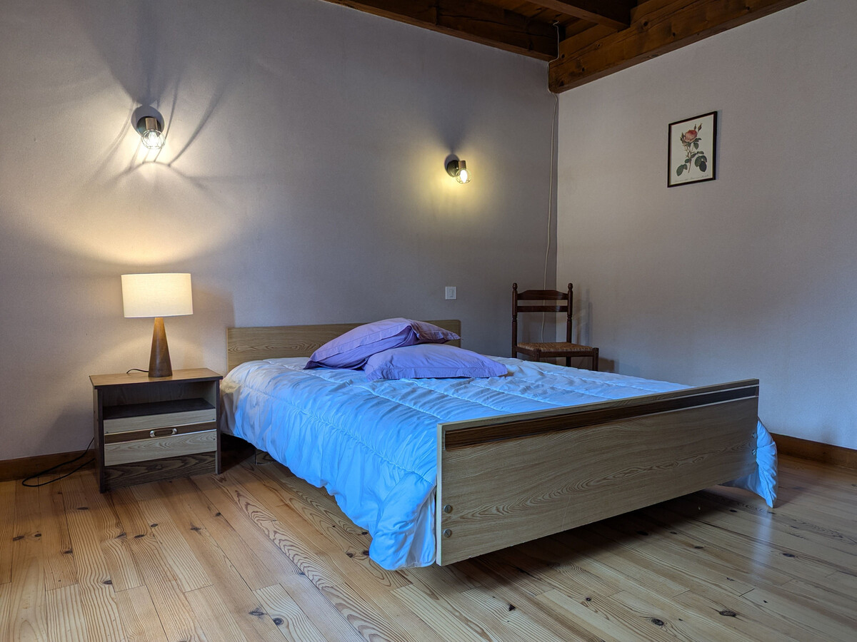 Gîte en pierres 3 chambres avec cour à Pinols - Photo 8
