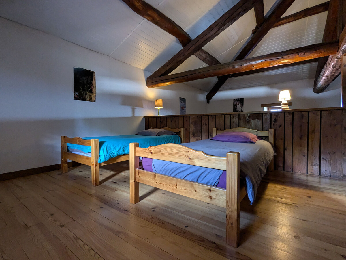 Gîte en pierres 3 chambres avec cour à Pinols - Photo 9