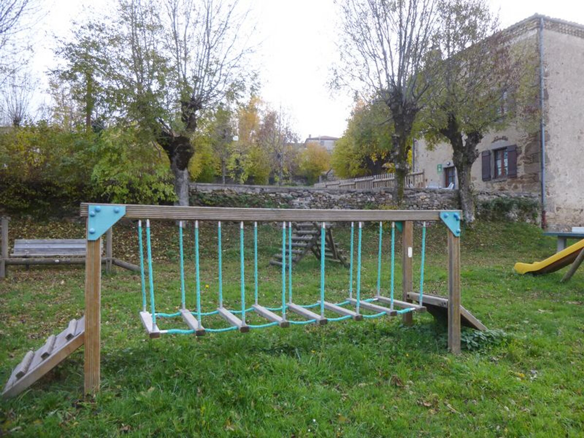 Gîte en pierres 3 chambres avec cour à Pinols - Photo 10