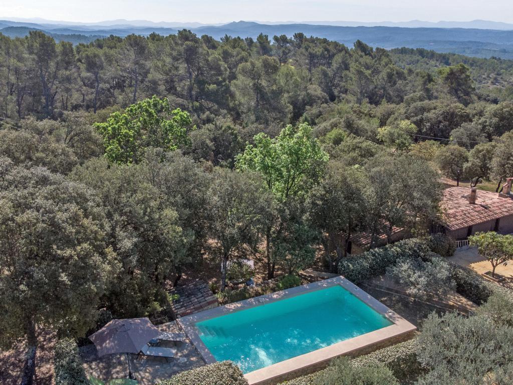 La Bergerie, ancienne maison avec piscine à Cotignac - Photo 9