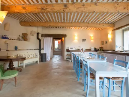 Mas provençal XVIIIe avec piscine chauffée à Montaulieu, 14 pers. : photo 5