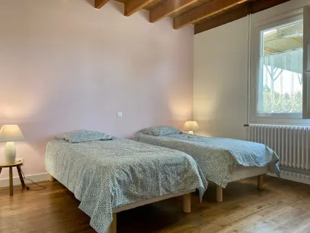 Maison de vacances spacieuse près de la forêt, avec jardin, cheminée, wifi, et équipements de loisirs. - Photo 7