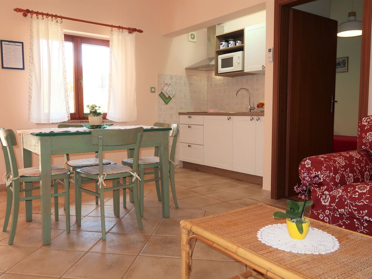 Maison Milva à Rakalj, 3 km de la mer - Photo 4