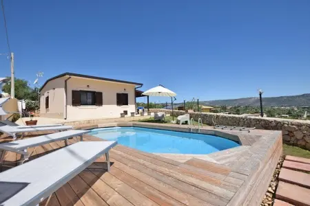 Location maison à Floridia, Maison Floridia avec piscine privée