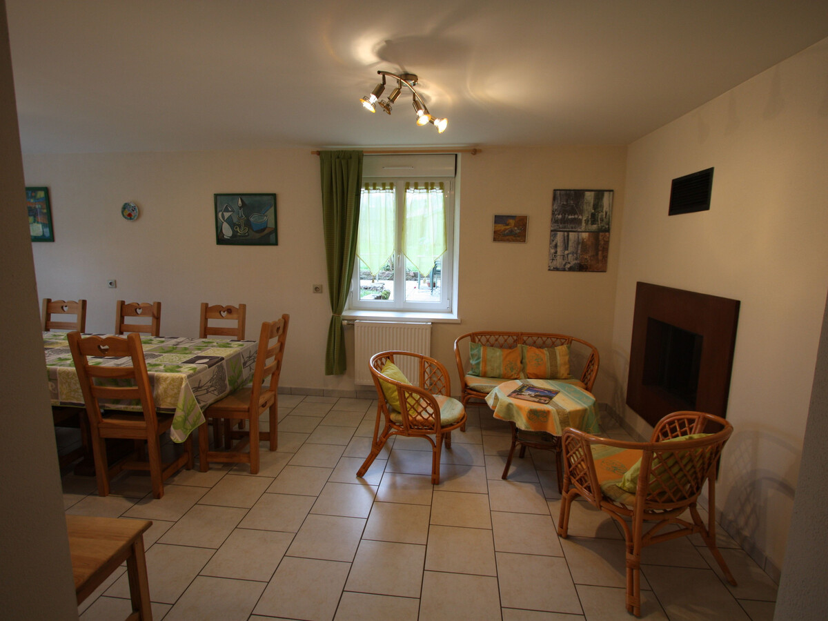 Gîte 190 m² pour 10 personnes, terrain et terrasse à Docelles - Photo 8