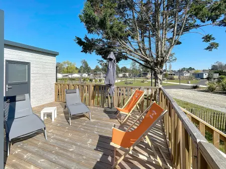 Chalet de standing à Jullouville - 6 couchages, piscine chauffée, proche plage et commerces, Wi-Fi gratuit - Photo 16