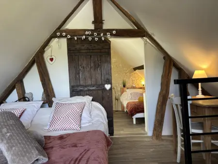 Charmante Maison Bourbonnaise du XVIIIe avec Animaux Acceptés - Photo 6