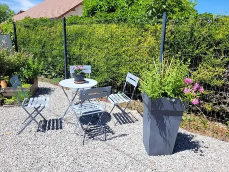 Charmante Maison Bourbonnaise du XVIIIe avec Animaux Acceptés - Photo 13