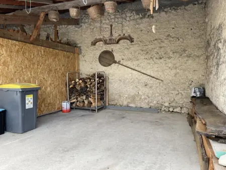Charmante Maison Bourbonnaise du XVIIIe avec Animaux Acceptés - Photo 32