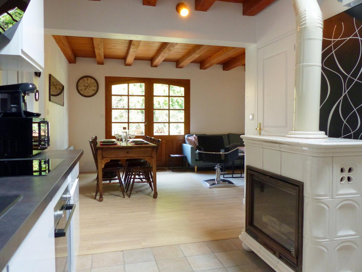Gîte rénové à Charroux, piscine 4x8m et terrasse - Photo 10