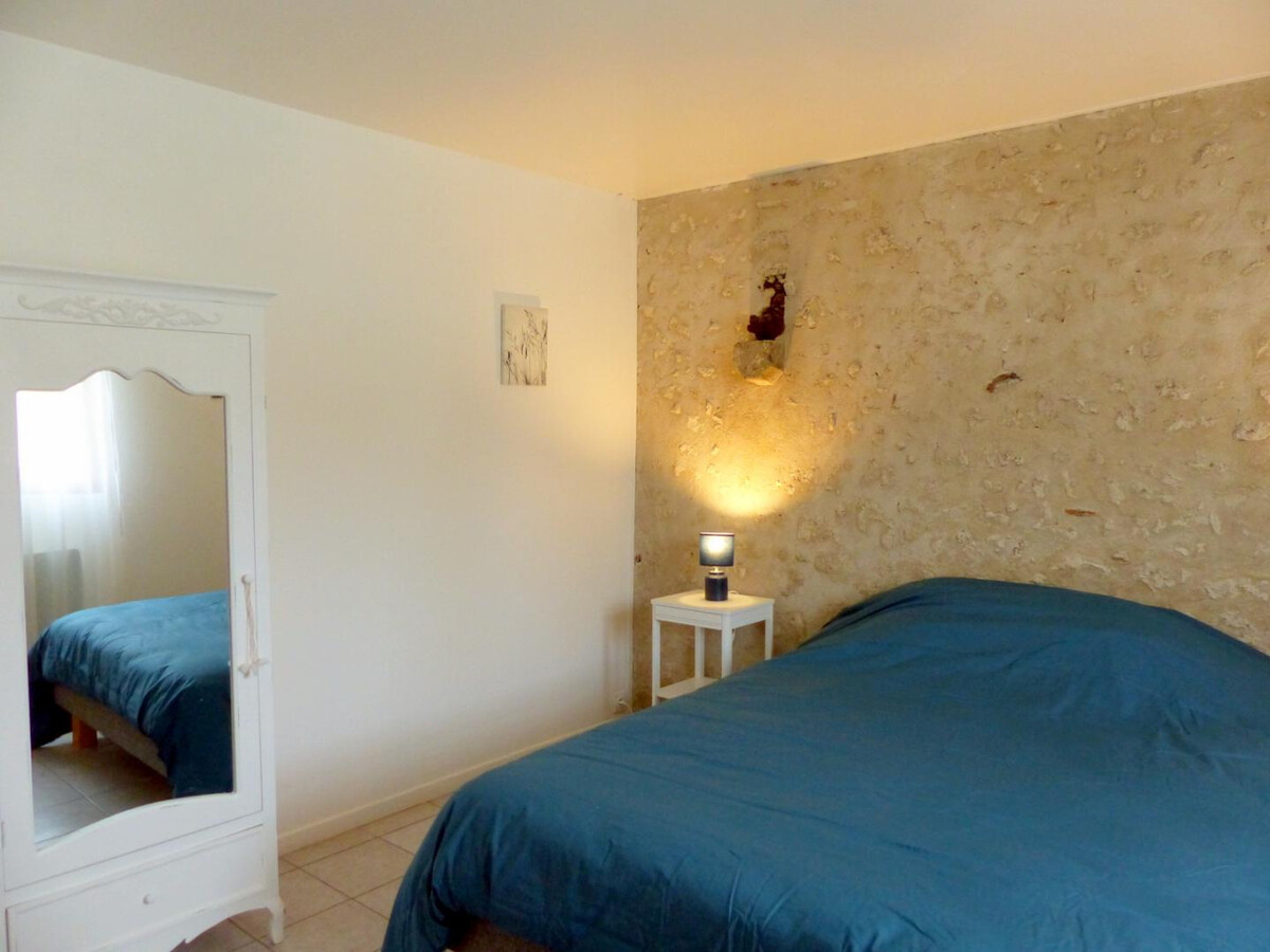 Gîte rénové à Charroux, piscine 4x8m et terrasse - Photo 18