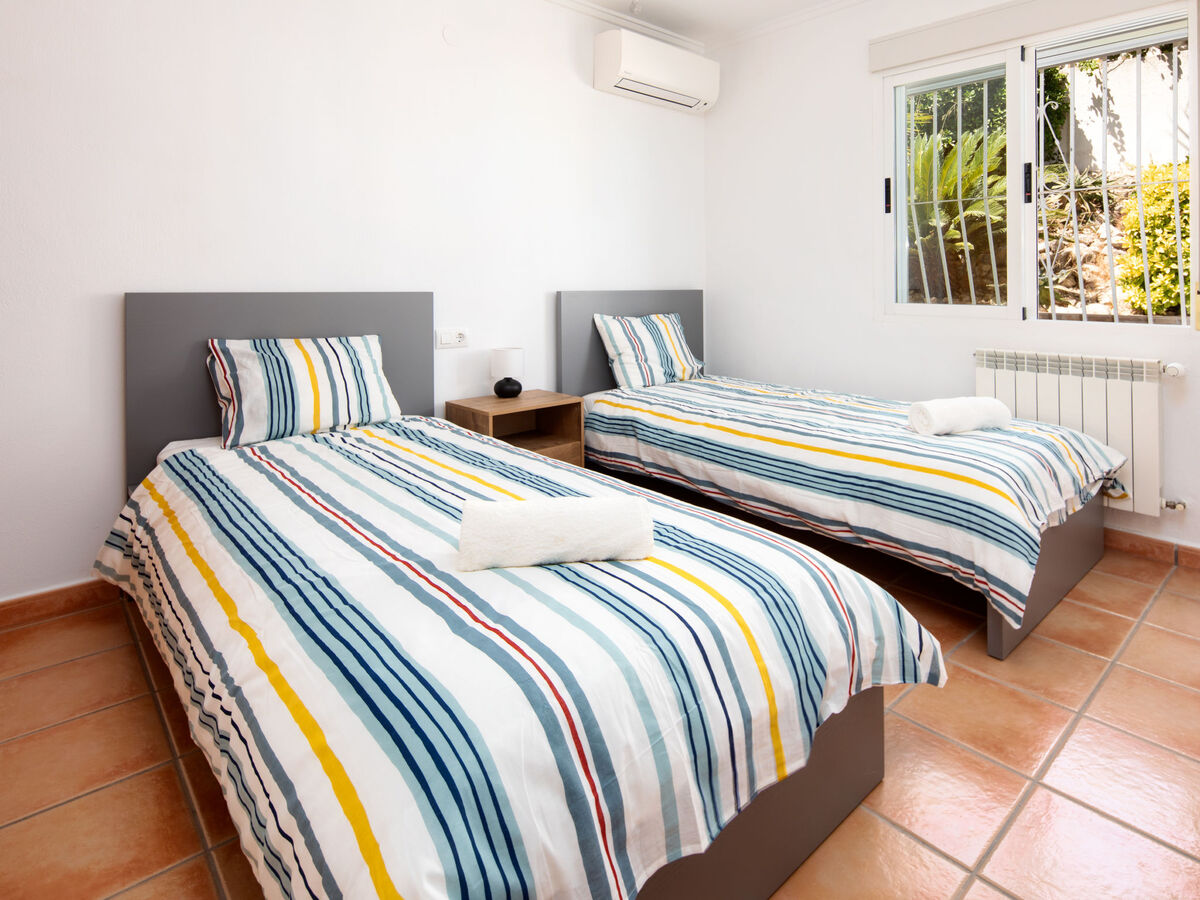 Villa Bellvue à Oliva : 3 chambres, piscine et vue mer - Photo 17