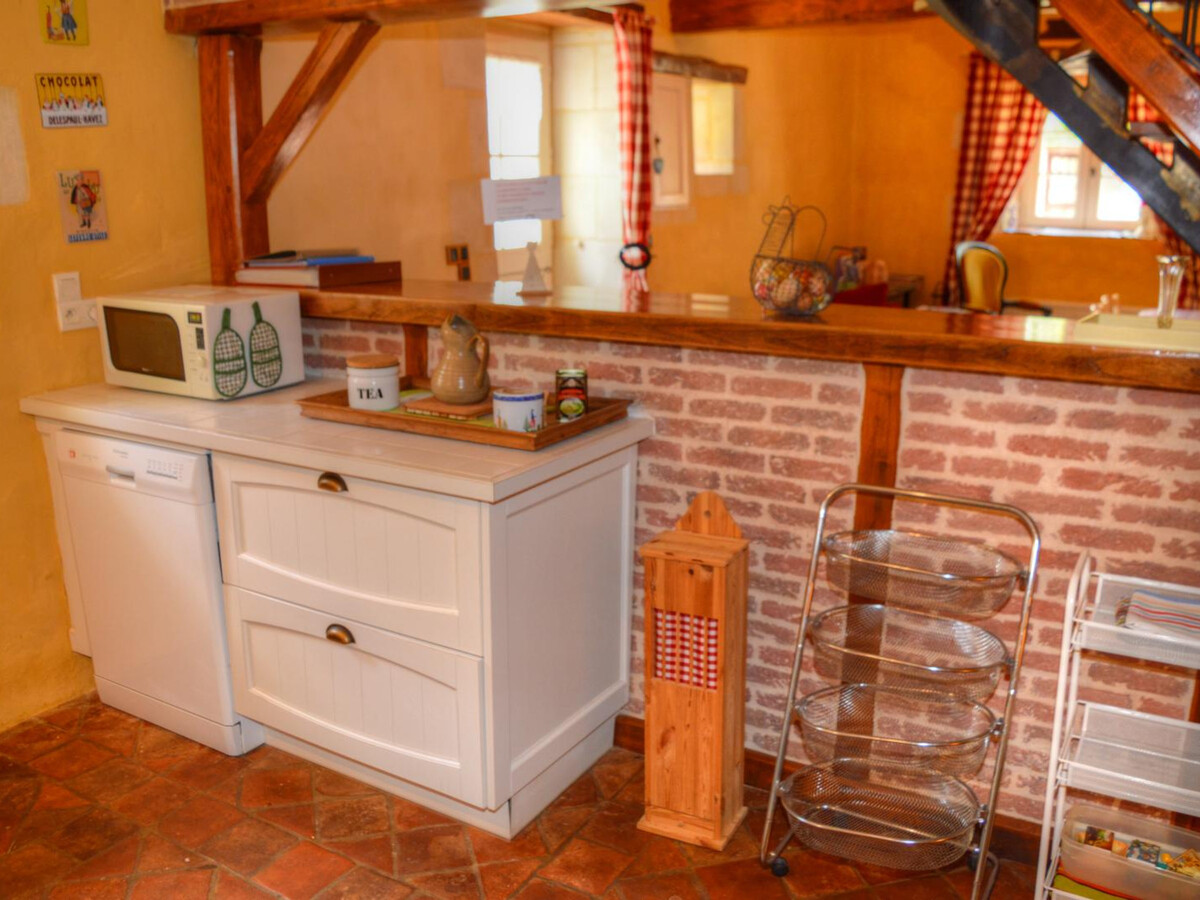 Gîte 17e siècle avec piscine couverte à Draché - Photo 7