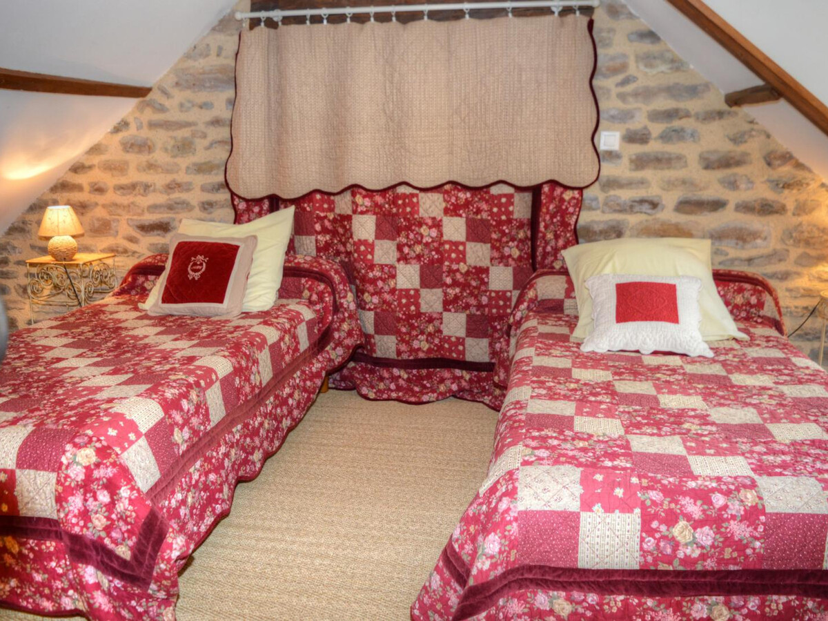 Gîte 17e siècle avec piscine couverte à Draché - Photo 15