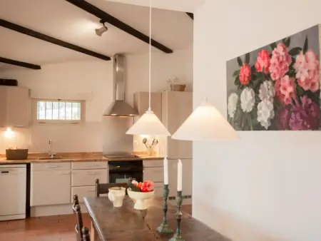 Villa avec piscine privée et jardin de 1400 m² à Valbonne : photo 5