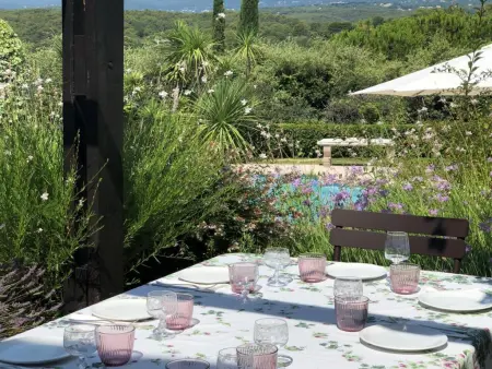 Villa avec piscine privée et jardin de 1400 m² à Valbonne : photo 7