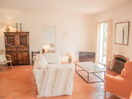 Villa avec piscine privée et jardin de 1400 m² à Valbonne : photo 14