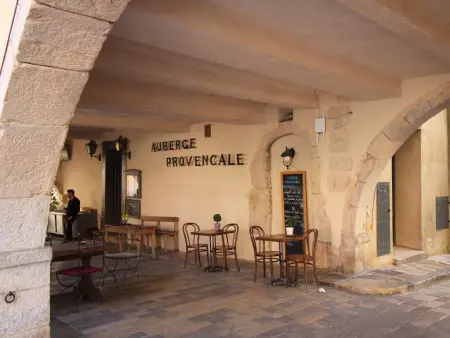 Villa avec piscine privée et jardin de 1400 m² à Valbonne : photo 43