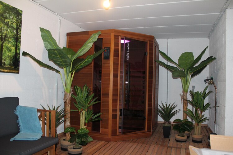 Maison Residence Suprême : bain à remous et sauna - Photo 2