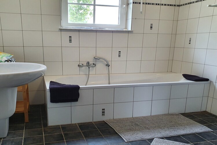Maison Residence Suprême : bain à remous et sauna - Photo 26