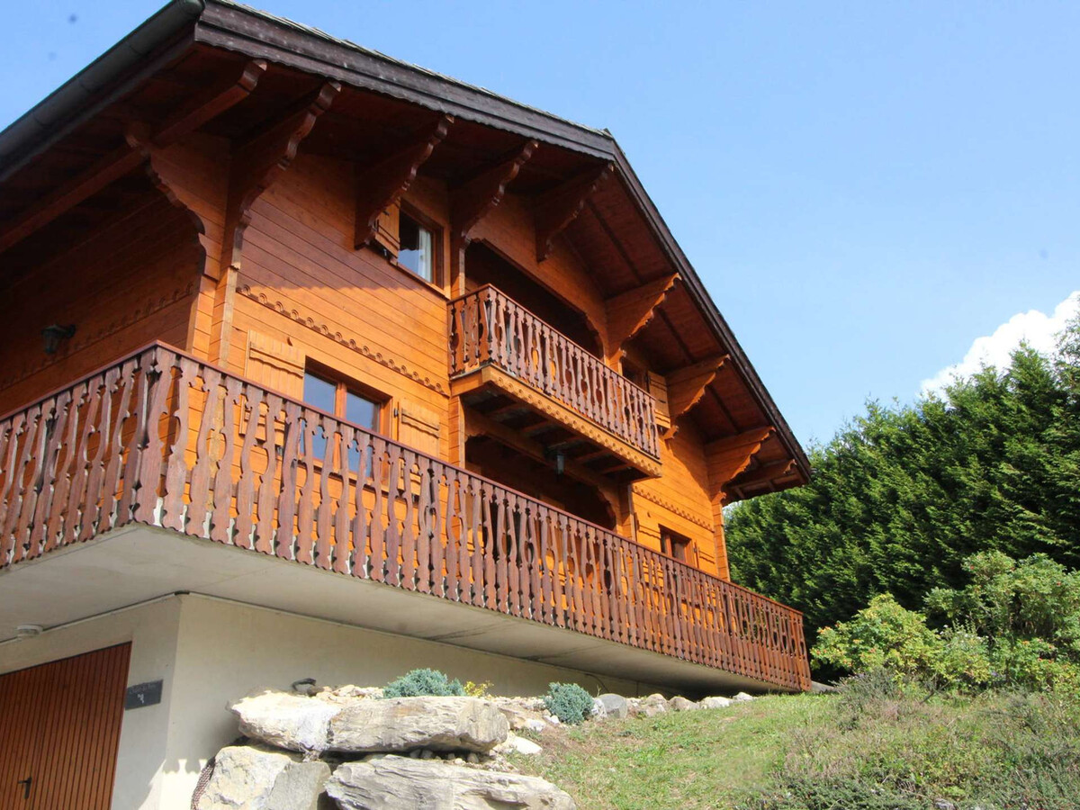 Chalet 10 pers, 5 chambres – Arâches-la-Frasse - Photo 1