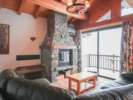 Location appartement à Montvalezan La Rosière, Chalet spacieux près pistes, 10 pers, balcon panoramique