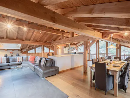 Superbe chalet 4 étoiles 8 pers, proche pistes, Wi-Fi, parking - Photo 3