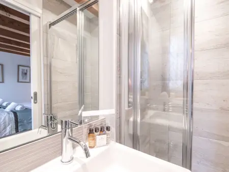 Superbe chalet 4 étoiles 8 pers, proche pistes, Wi-Fi, parking - Photo 13