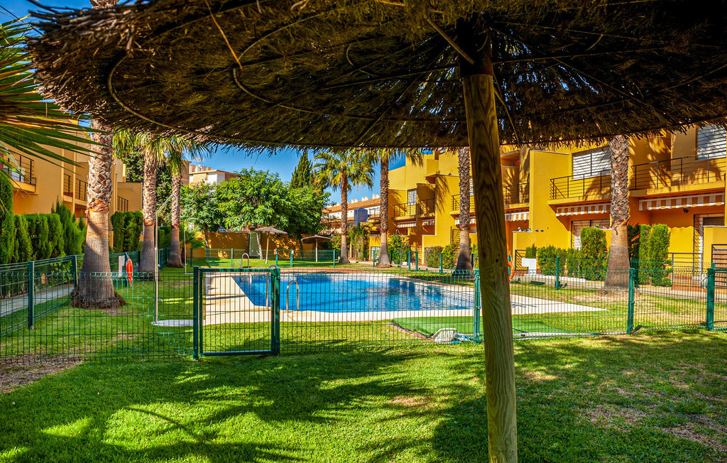 Maison 2 chambres avec piscine à 400 m de la plage - Photo 11