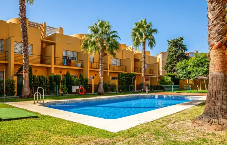 Maison 2 chambres avec piscine à 400 m de la plage : photo 8
