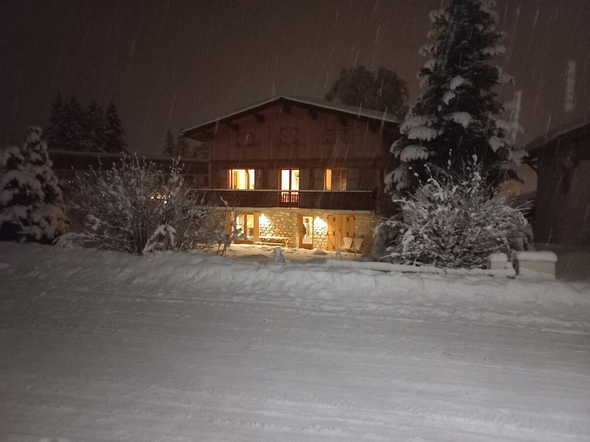 Chalet 6 pièces ensoleillé, poêle à bois, balcon sud - Photo 19