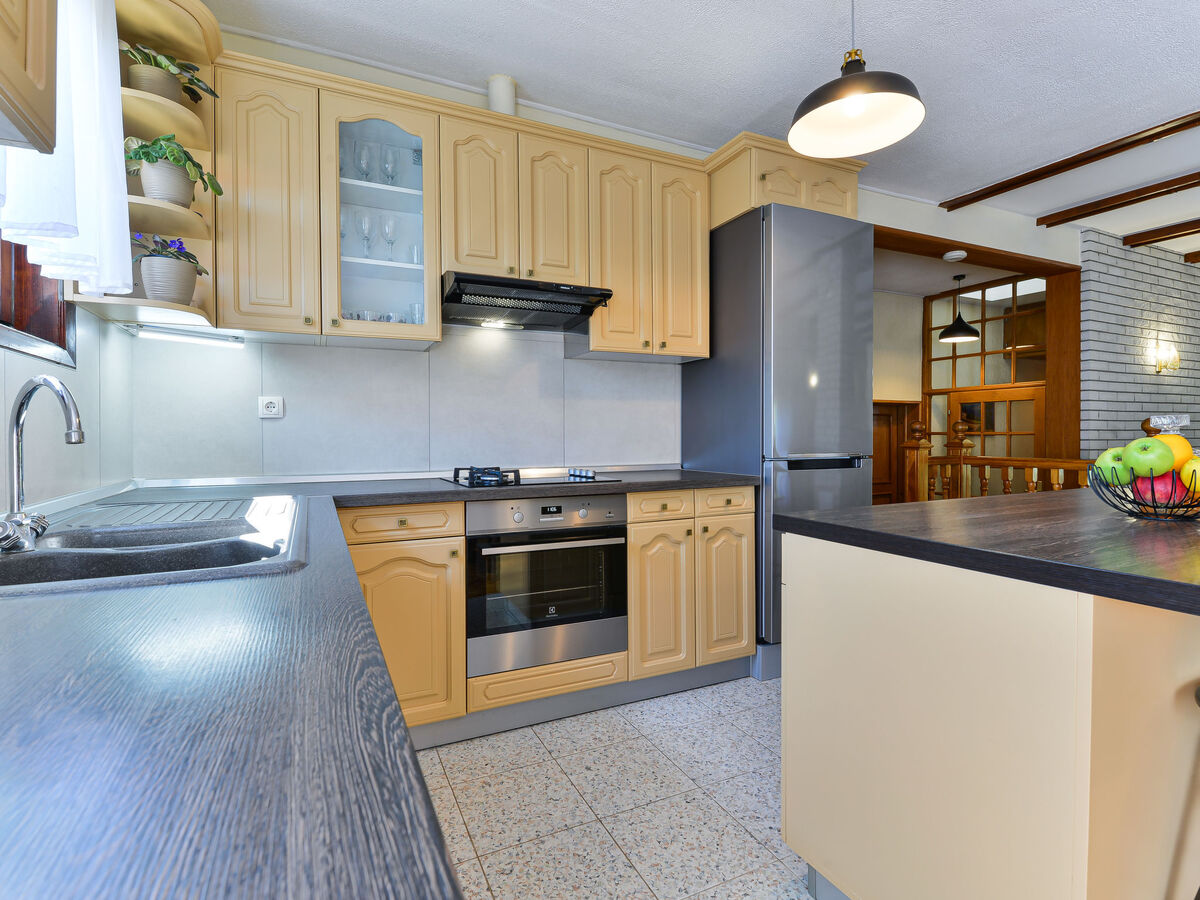 Maison Otavia avec piscine privée à Bilice - Photo 12
