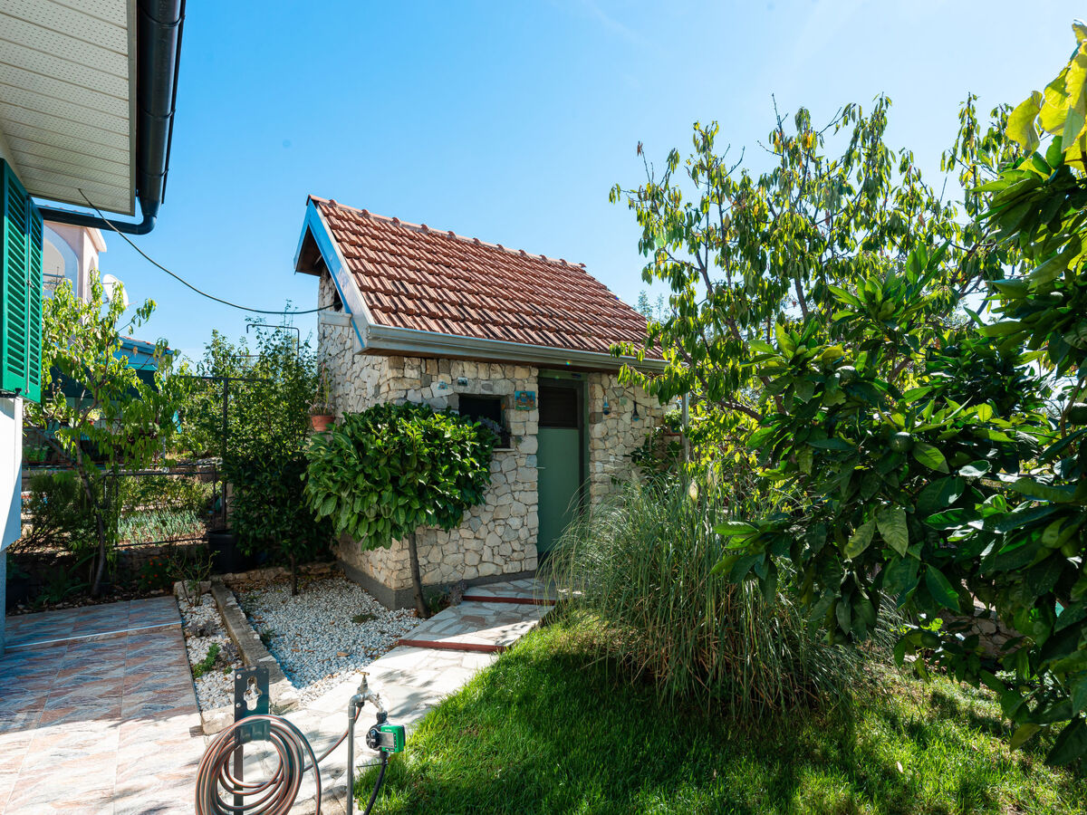 Maison Otavia avec piscine privée à Bilice - Photo 30