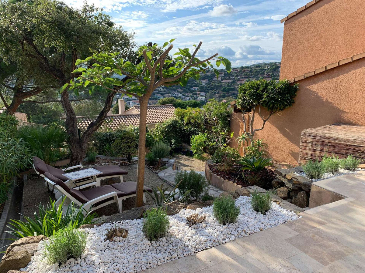 Maison duplex 3 chambres - Terrasse 200m² au Lavandou - Photo 1