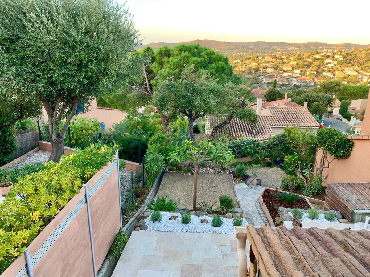Maison duplex 3 chambres - Terrasse 200m² au Lavandou - Photo 15