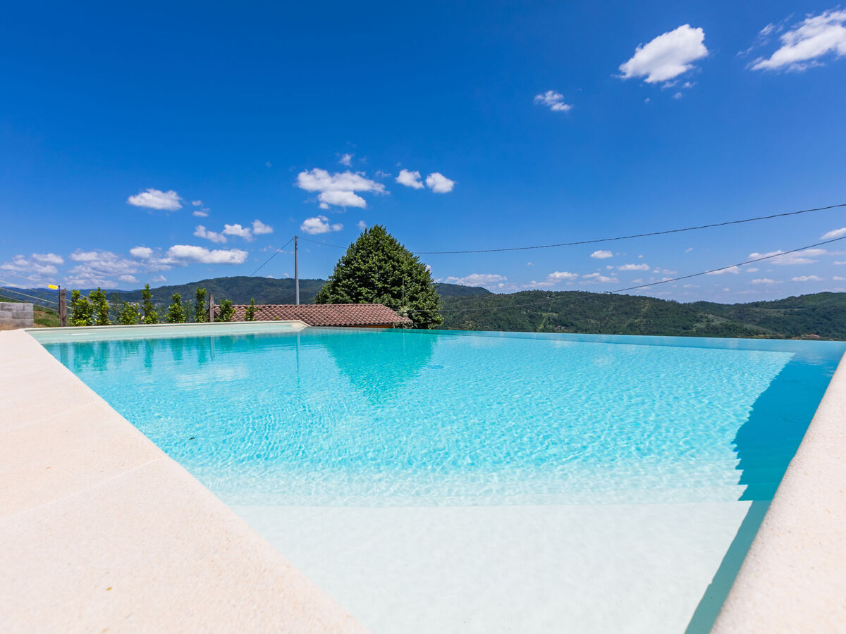 Red House – Gîte 4 pers. avec piscine à Pescia - Photo 2