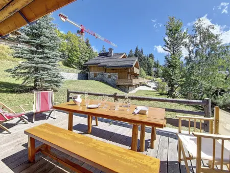 Chalet Méribel : Ski aux pieds, spacieux, lumineux avec cheminée - Photo 12
