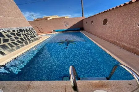 Location maison à San Fulgencio, Charmante maison de vacances avec piscine privée