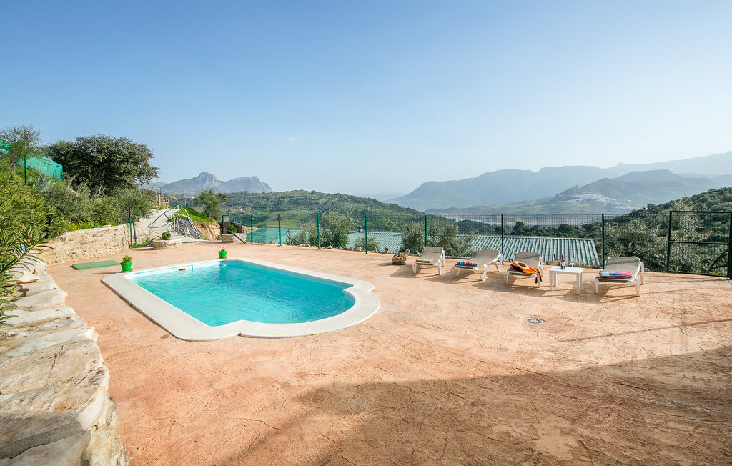 Maison 4 chambres avec piscine et vue sur le barrage - Photo 1