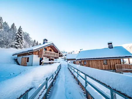 Location chalet à Valmorel, Chalet 3* Valmorel, skis aux pieds, 3 chambres, parking, WIFI