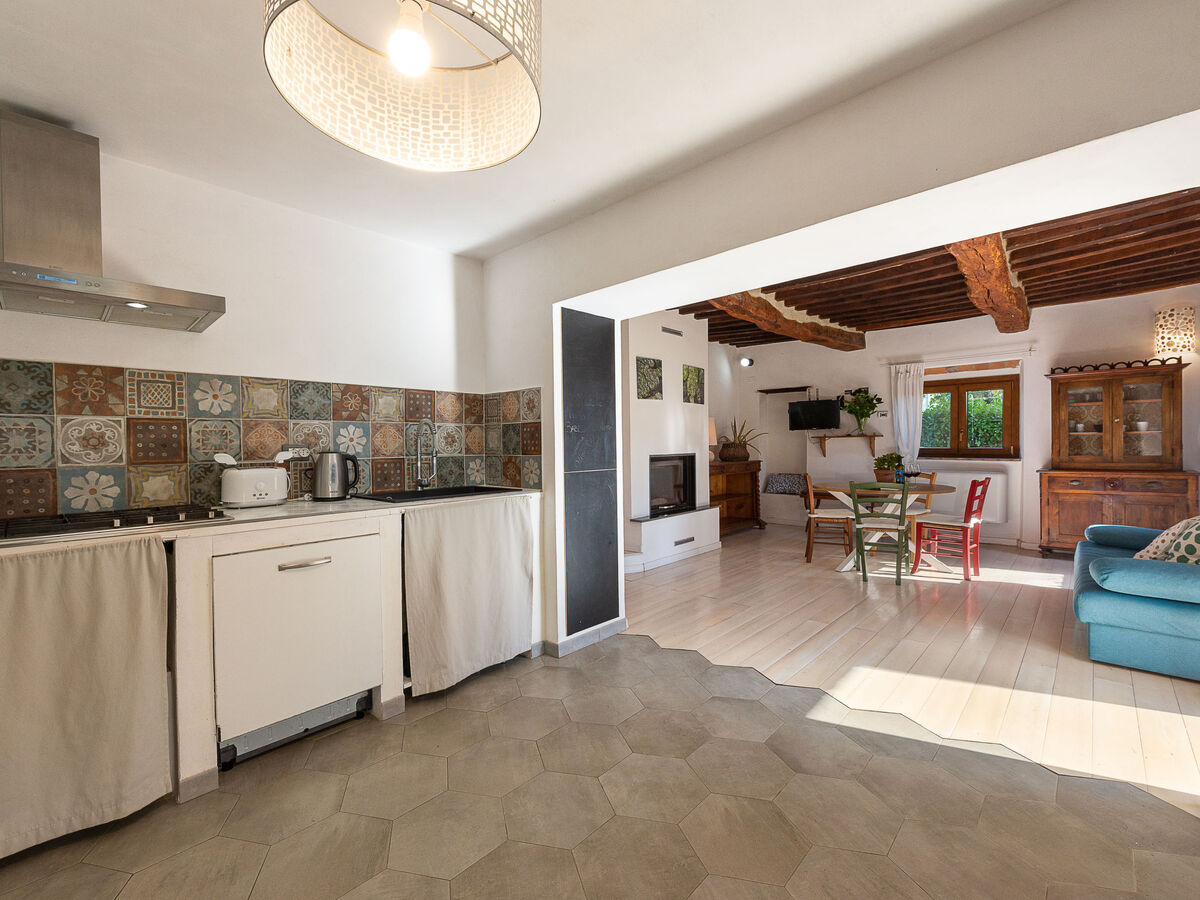 Maison Pepi à Boccheggiano, piscine et 1500 m² de terrain - Photo 9