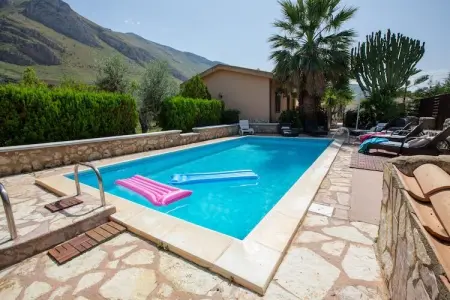 Location villa à Castellammare del Golfo, Villa en Sicile avec piscine privée