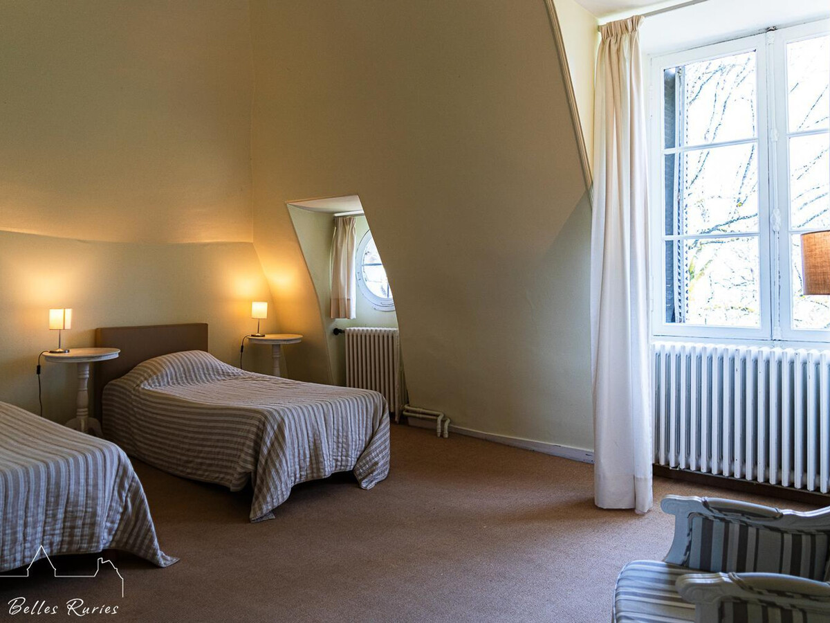 Gîte Château XIXème, Piscine Chauffée & Sauna à Monnaie - Photo 16