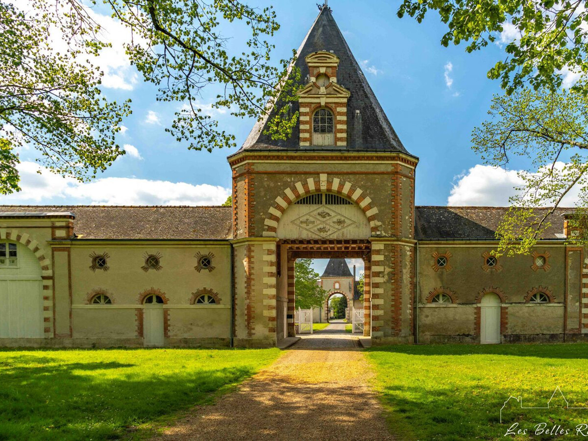 Gîte Château XIXème, Piscine Chauffée & Sauna à Monnaie - Photo 19
