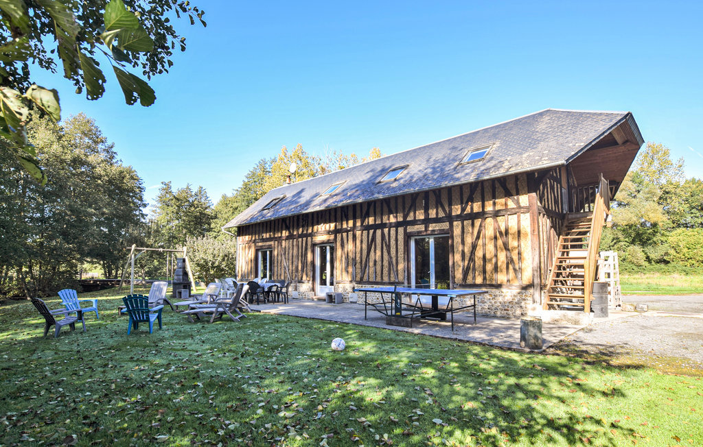 Maison à colombages au bord de la rivière Calonne - Photo 1