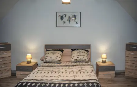 Maison en pierre Brélidy, jardin clôturé, 4 personnes : photo 7